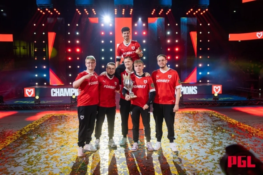 MOUZ обыграла M80 на BLAST Open London 2025 по Counter-Strike 2