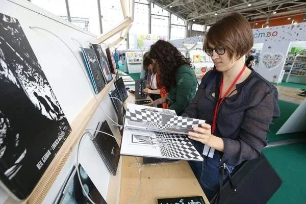 Почему взрослые читают комиксы: Разрушаем стереотипы – Архив статей